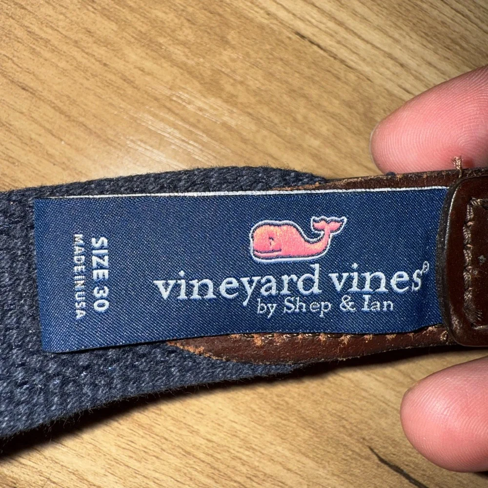 VINEYARD VINES by Shep &‎ Ian Holiday Truck And Christmas Tree Size 30 Belt 34”